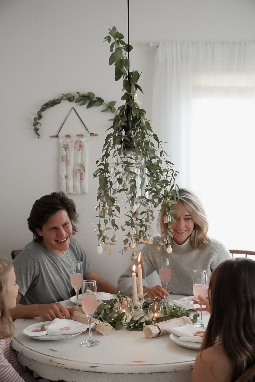 30 Kids Christmas Gift Ideas (that are travel friendly and actually useful)!